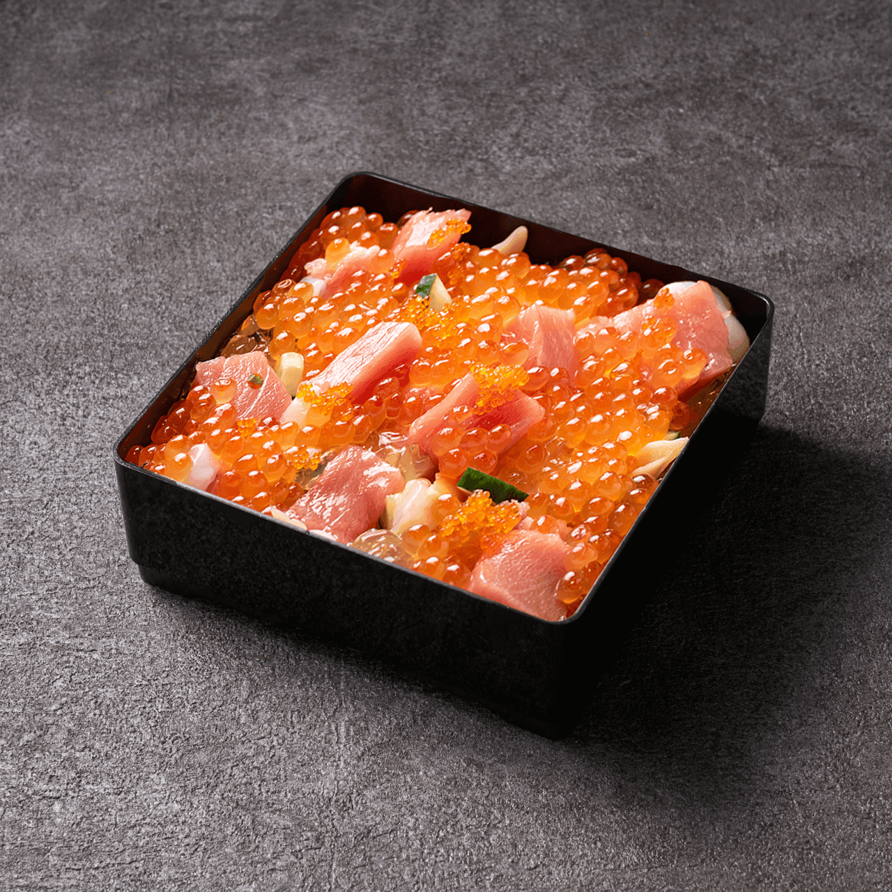 謹製 海幸玉手箱<輝>(いくら80g) - 本まぐろ、生うに。白金海幸